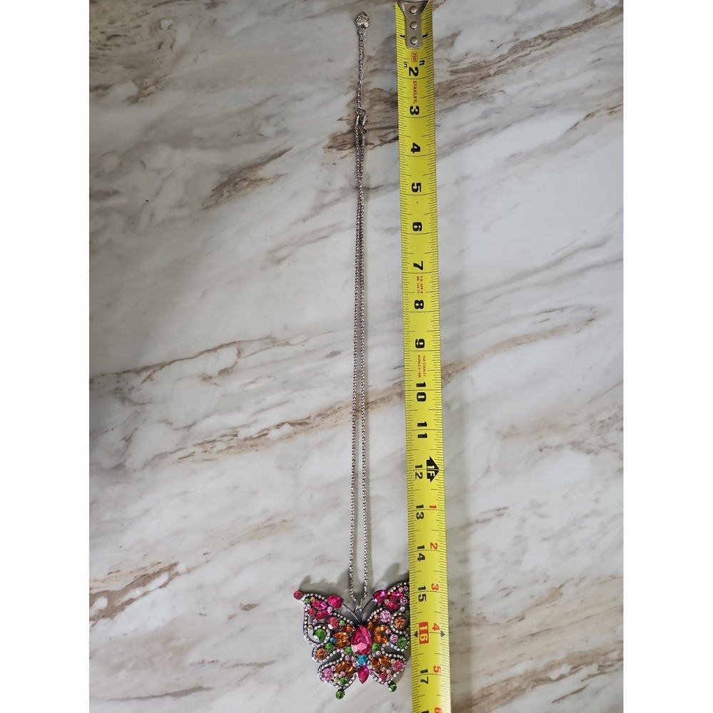Betsey Johnson Multi-Crystal Gunmetal Butterfly Large Pendant Silver Necklace - Picture 8 of 8